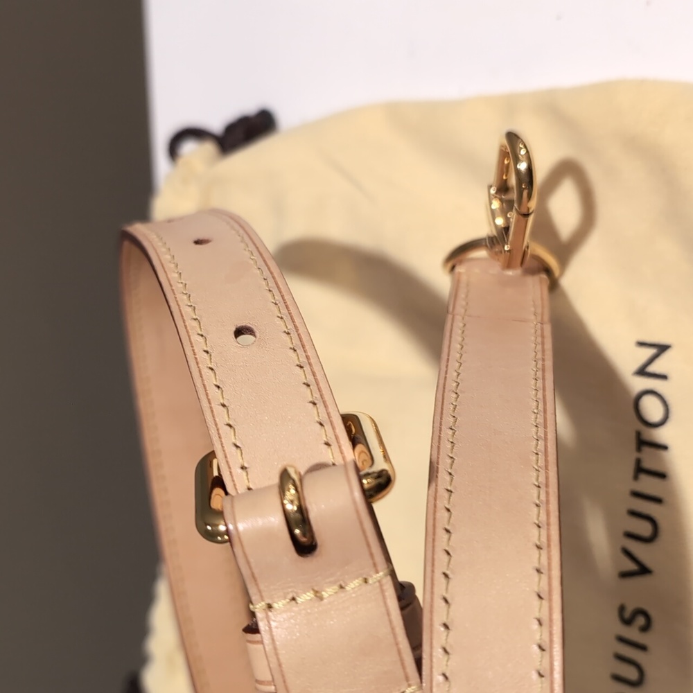 Authentic, LV Adjustable Vachetta Shoulder Strap